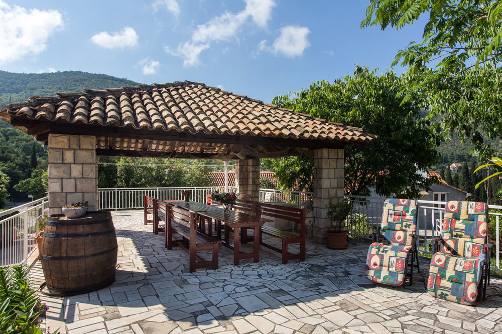Guest House J&J Zaton  Exterior foto